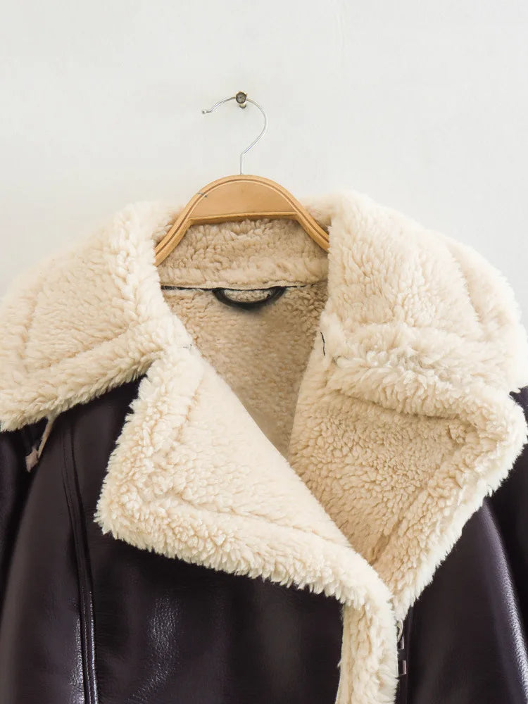 casaco , casacofeminino , casacocouroecologico , casadocourofake , casacofemininapelucia