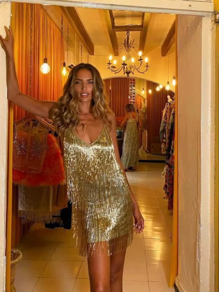 vestido , vestidocurto , vestidocurtofranja , vestidodourado , vestidoprata