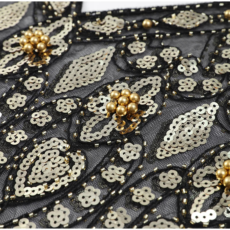 Cropped Transparente com Bordado de Paetês e Alças Finas