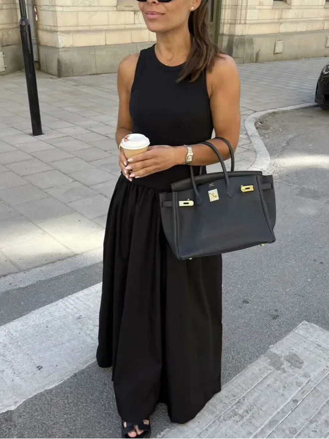 Vestido Preto Midi Minimalista