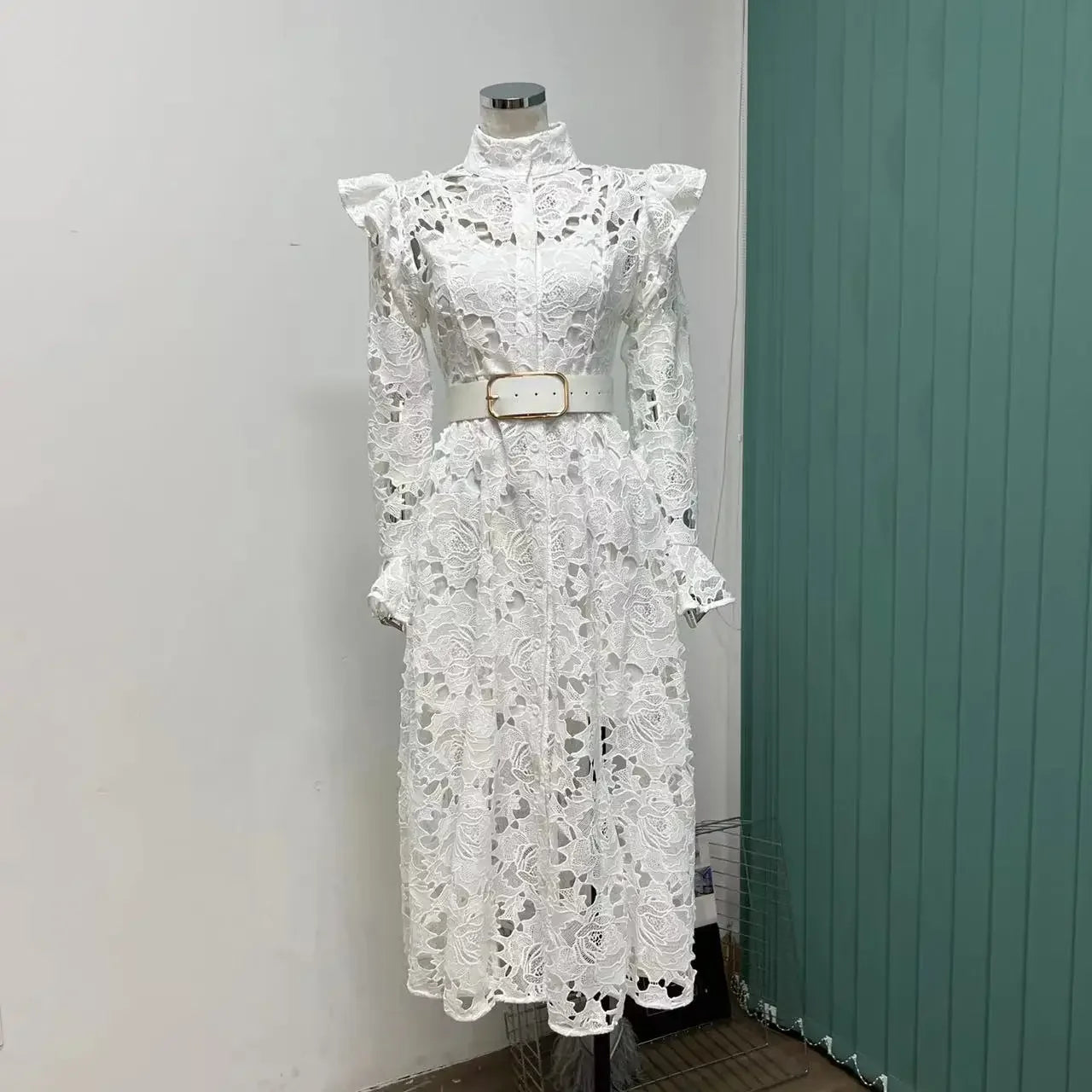 vestido , vestidomidi , vestidobranco , vestidobrancomidi , vestidomidibranco
