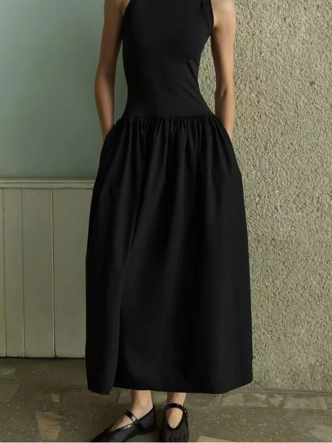 Vestido Preto Midi Minimalista