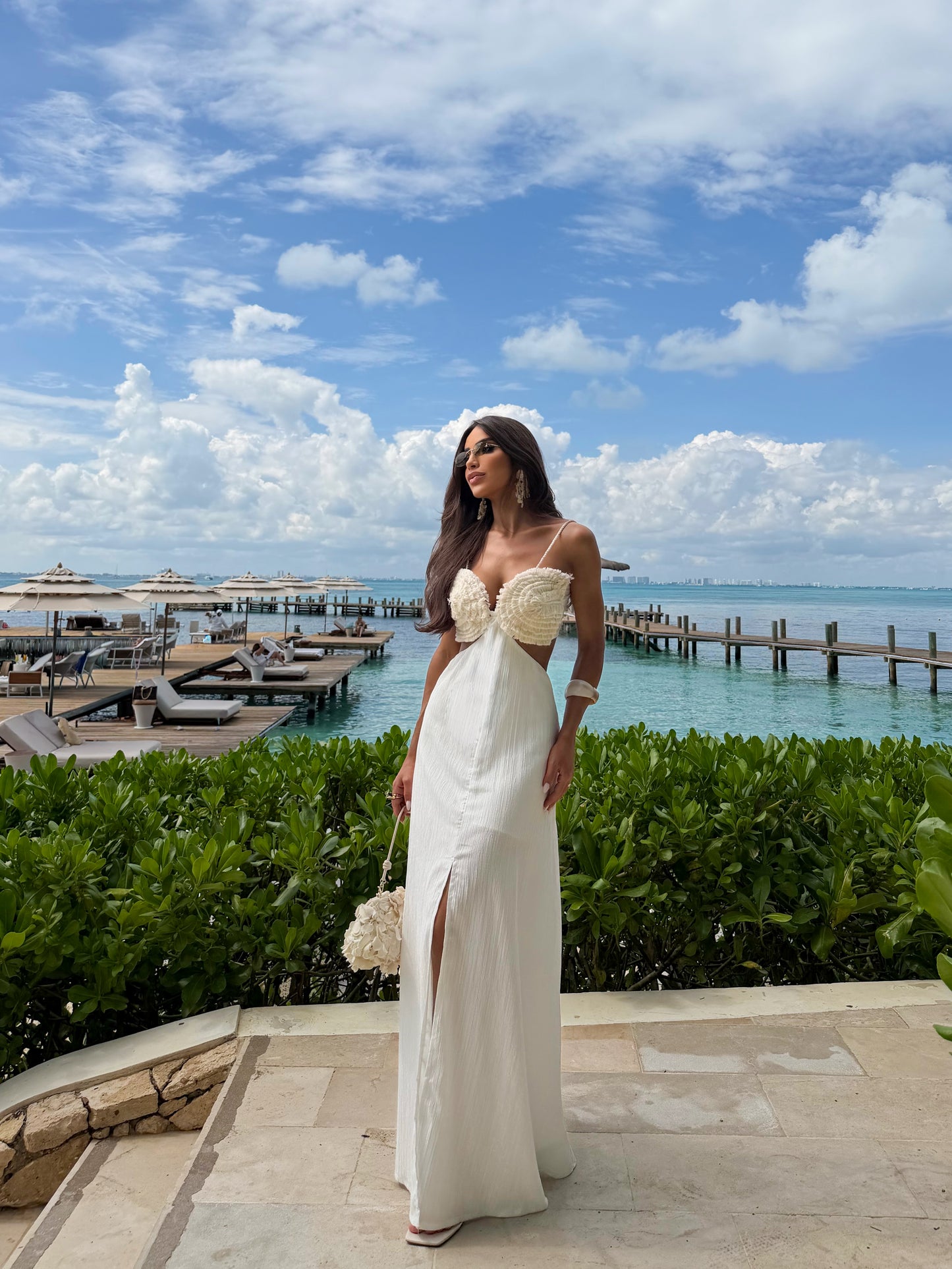 Vestido Amélia Longo Fluido com Busto Esculpido e Franja