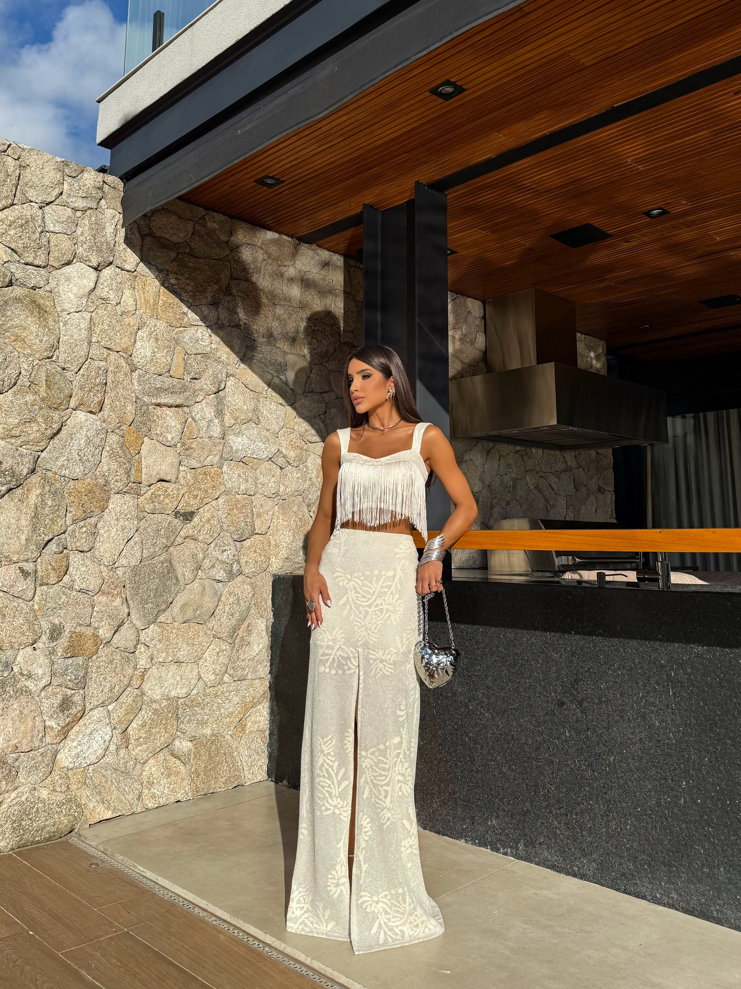 Conjunto Mirage  Cropped de Franjas e Saia Longa em Floral com Fenda