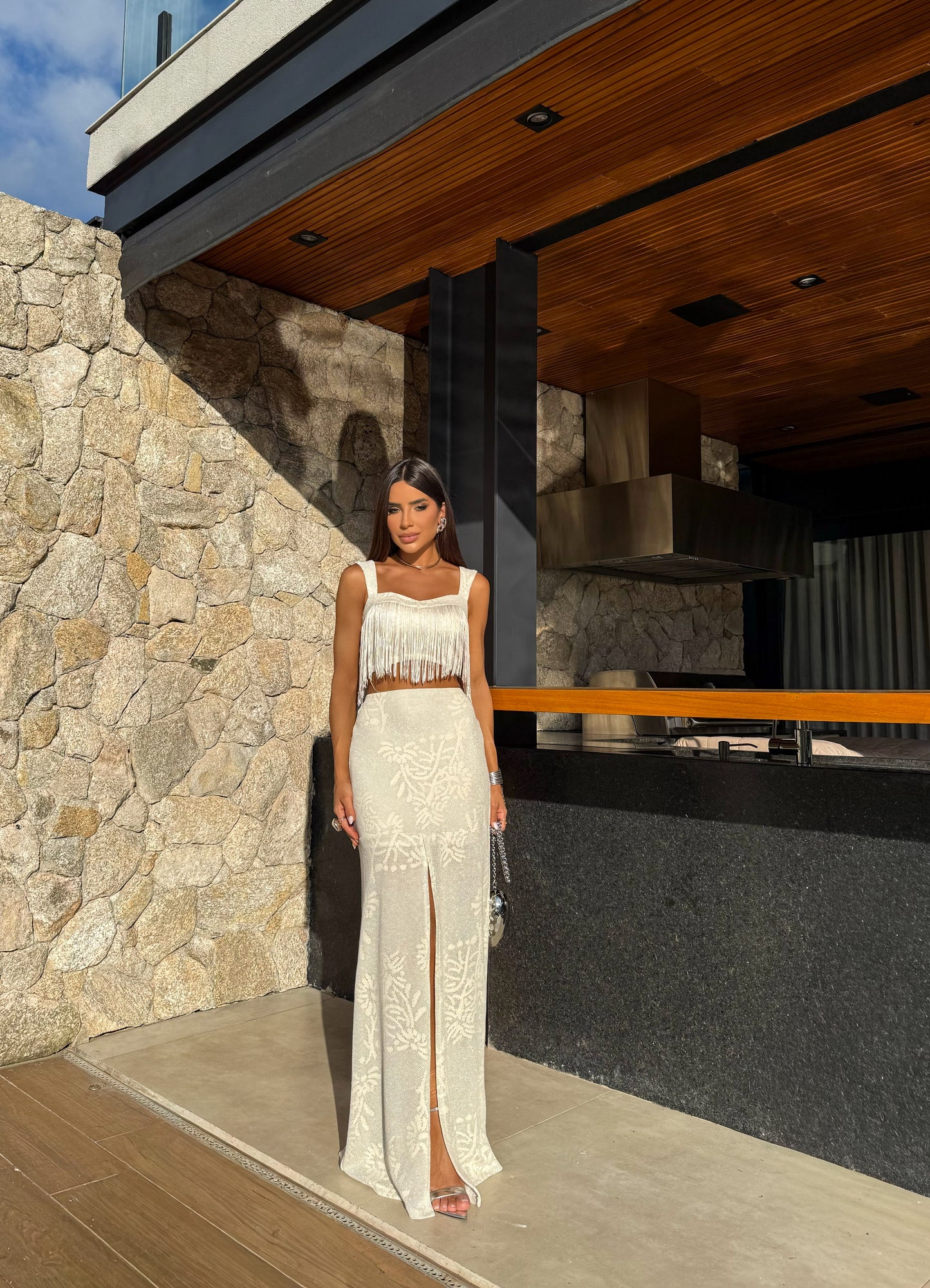 Conjunto Mirage  Cropped de Franjas e Saia Longa em Floral com Fenda