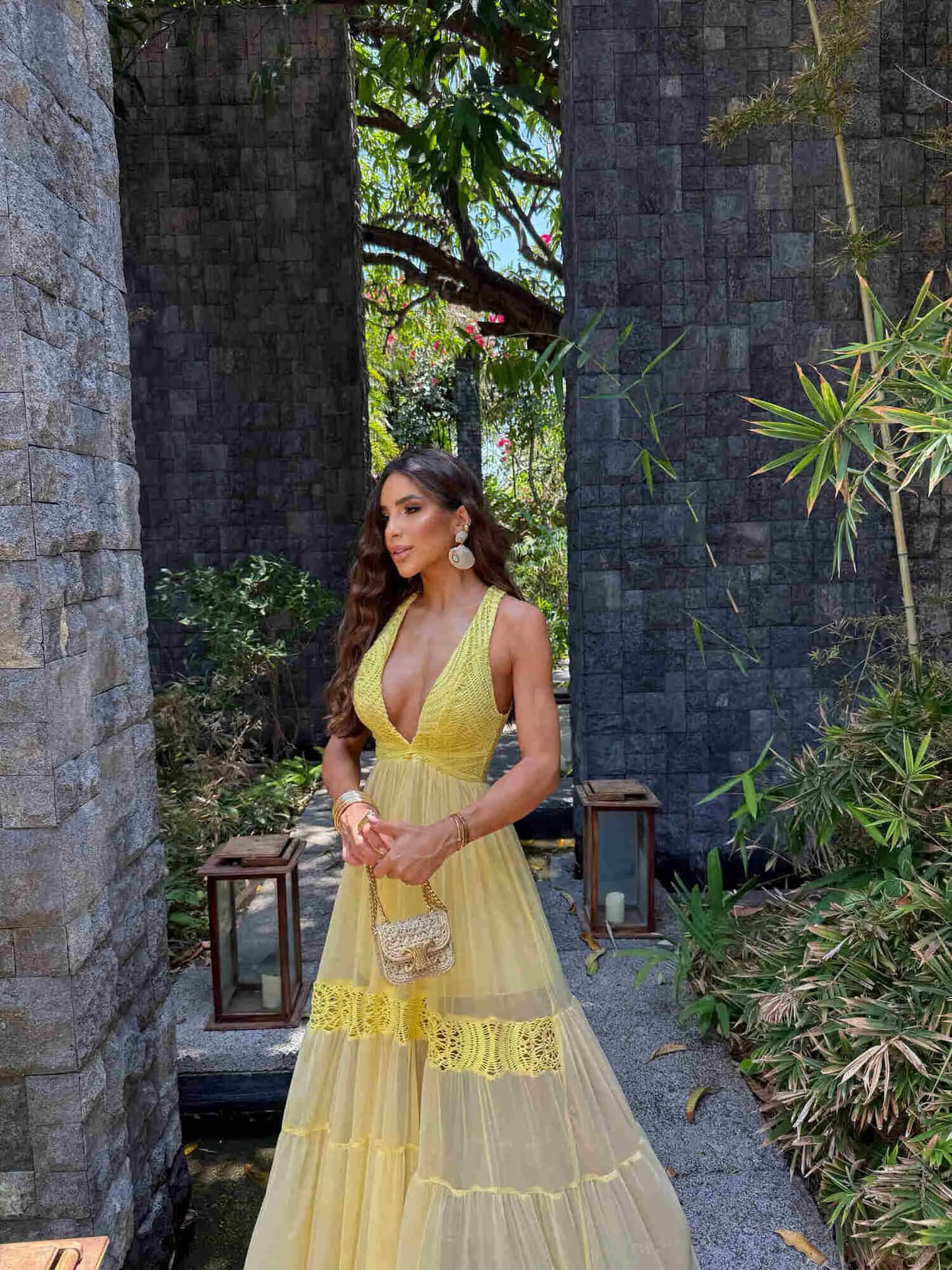 vestido , vestidolongorendabranco,vestidolongotule, vestidolongoamarelo ,vestidolongotuleerenda, vestidolongotuleamarelo vestidobranco, vestidolongo