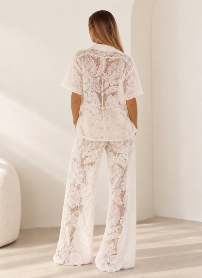 Conjunto Rendado Praia com Camisa e Calça Pantalona - Moda Resort l CAROL ESPAÇO FASHION