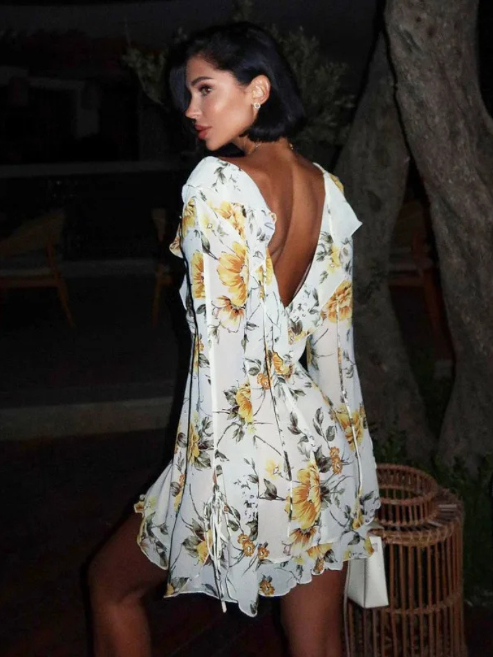 Vestido Curto Manga Longa  Lattafa