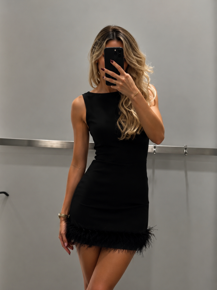 Vestido Curto Plumas Social Alfaiataria - Moda Festa l CAROL ESPAÇO FASHION