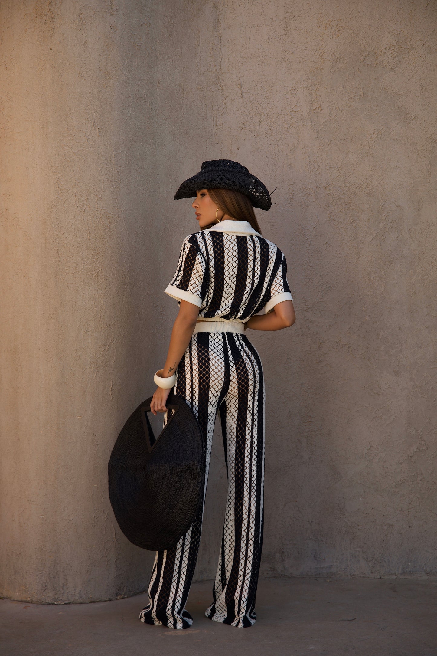 conjunto , conjuntofeminino , cropped+calça, conjuntolistradofeminino , modapraia , conjuntomodapraiacrche ,conjuntotricofeminino