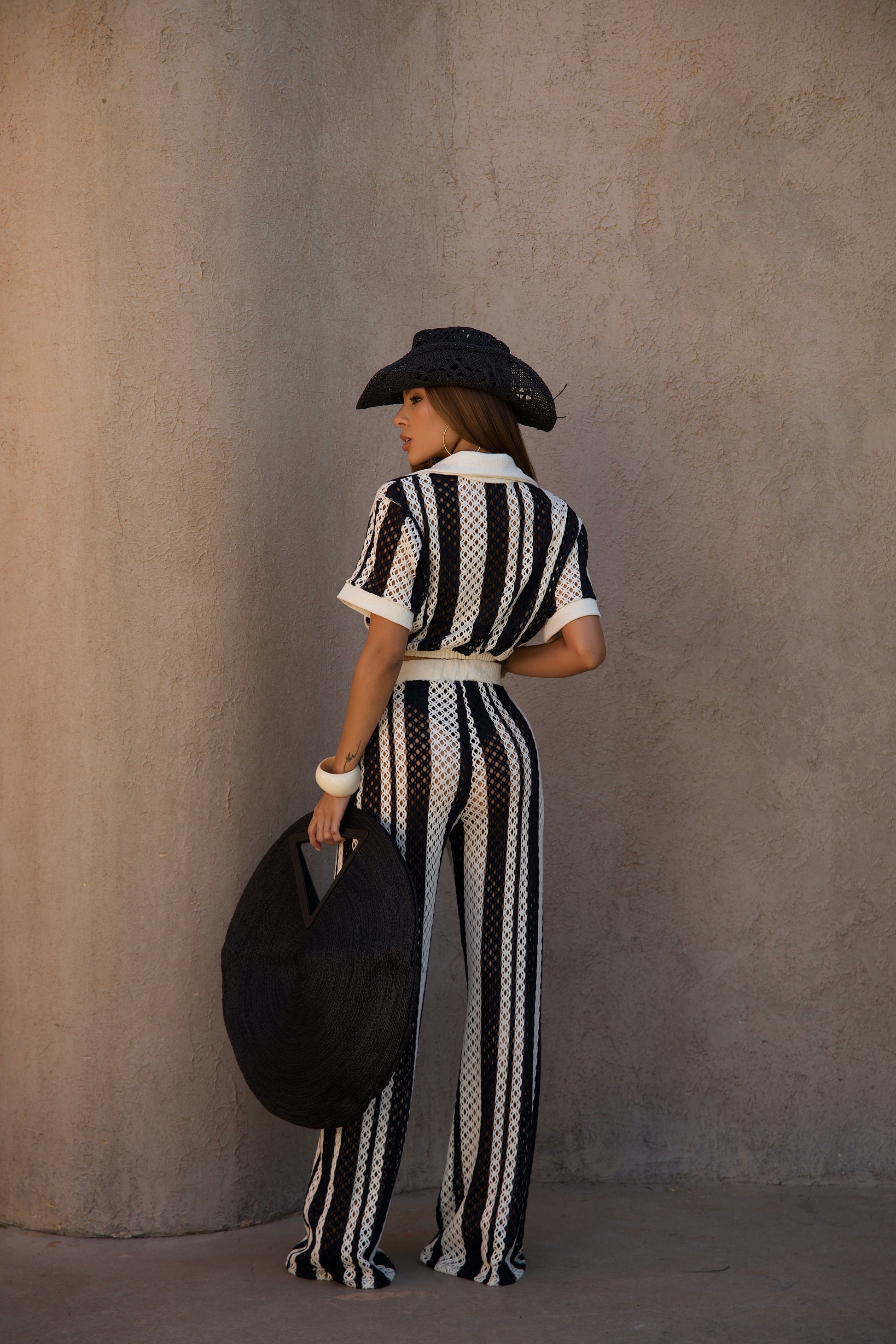 conjunto , conjuntofeminino , cropped+calça, conjuntolistradofeminino , modapraia , conjuntomodapraiacrche ,conjuntotricofeminino