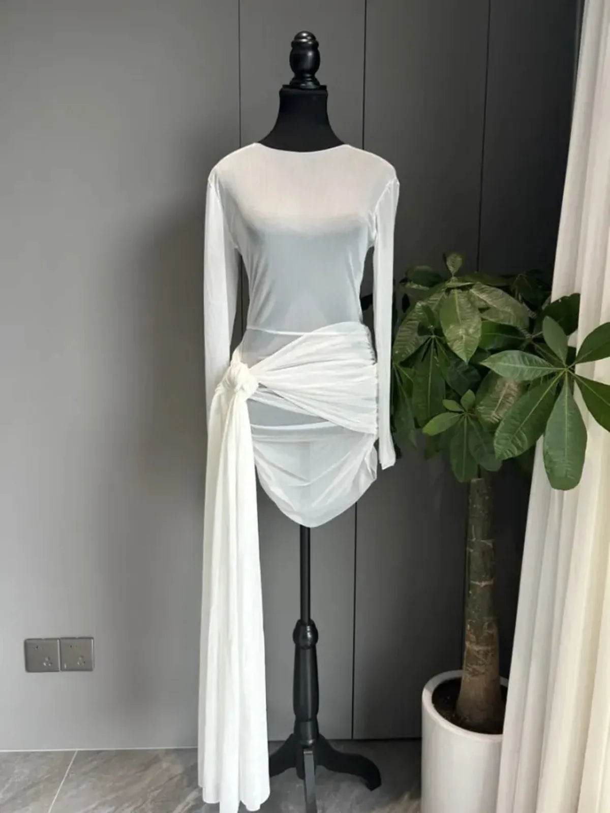 vestido , vestidocurto , vestidocurtotule , vestidocurtobranco , vestidotulecurtopreto