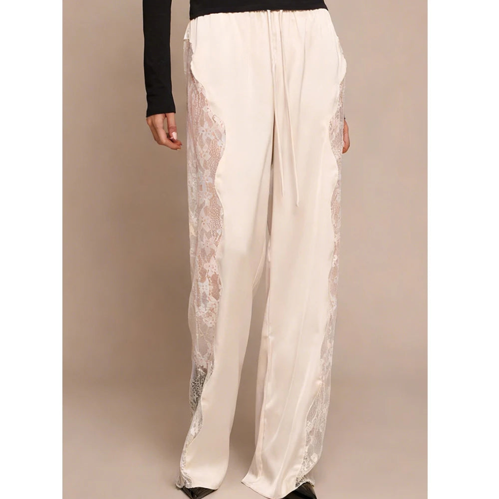 Calça Acetinada Lace Essence - Casual Chic l CAROL ESPAÇO FASHION