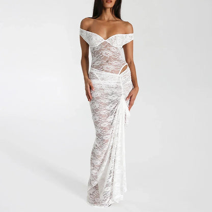 Conjunto  de Renda com Fenda Lateral