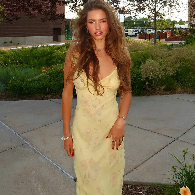 vestido , vestidolongo , vestidolongoamarelo , vestidoamarelolongoadulto