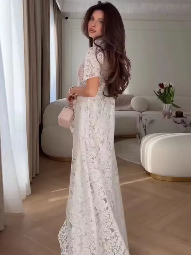 conjunto , conjuntoreveillon , conjuntofeminino , conjuntomulher , conjuntoelegantefeminino , conjuntorenda , conjuntobrancofeminino , conjuntoalfaiatariafeminino