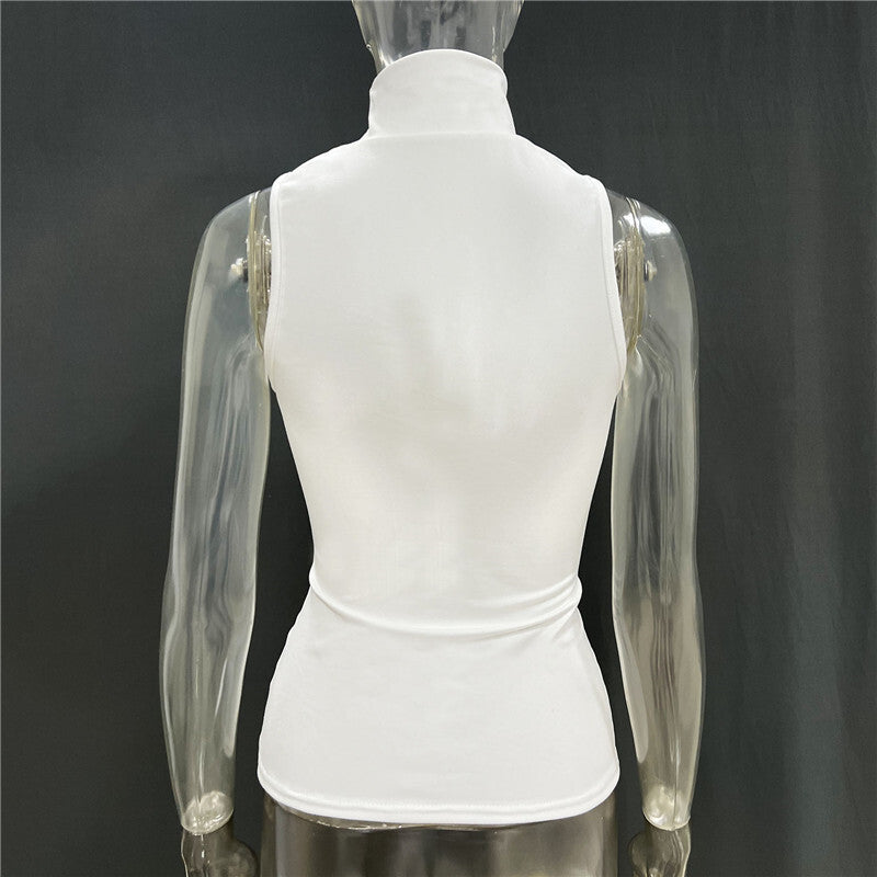 Blusa Gold Gola Alta Nakeds com Detalhe Metálico
