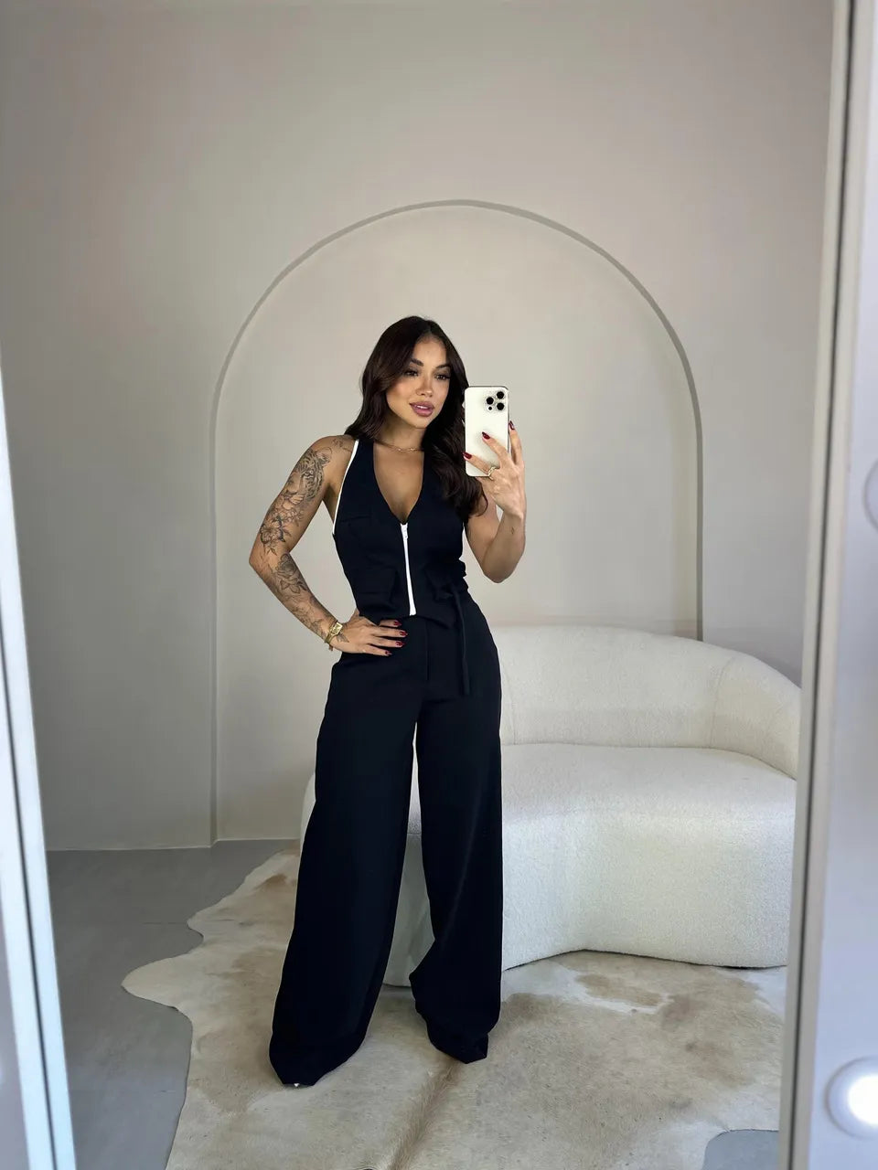 Conjunto Feminino Viana Cropped com Zíper e Calça Pantalona - Sale