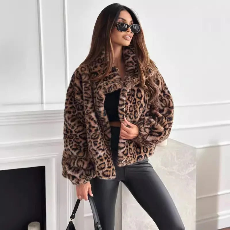 Casaco Faux Fur Leopard - Outono Inverno l CAROL ESPAÇO FASHION