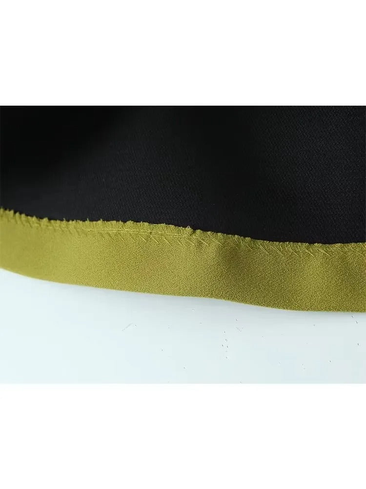 Blusa Peplum com Decote em V Alfaiataria