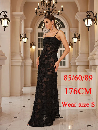 Vestido Longo de Renda
