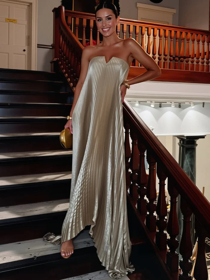 Vestido Plissado Longo Assimétrico Metalizado