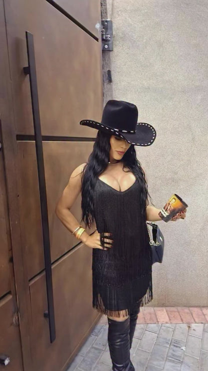 Vestido Curto Backless Franja Preto - Moda Festa l CAROL ESPAÇO FASHION