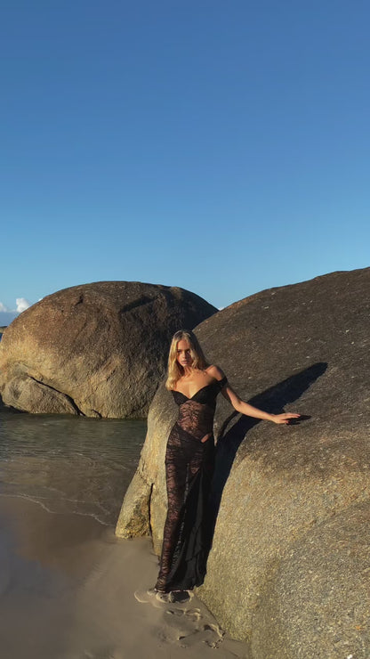 Conjunto  de Renda com Fenda Lateral - Moda Praia | CAROL ESPAÇO FASHION